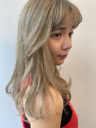 カラー ラベンダー/レイヤー スタイル🤎mamiのヘアスタイル