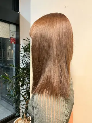 セミロング 愛瑠奈 erunaのヘアスタイル