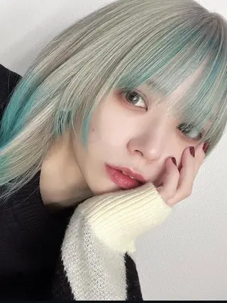 ショート イチマル サトルのヘアスタイル