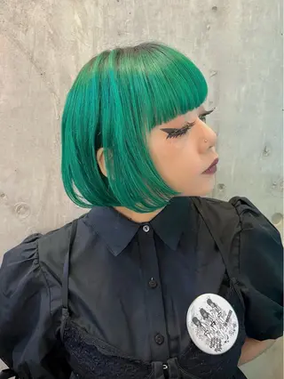 ミディアム カラー 派手髪デザインカラー ヒロカのヘアスタイル