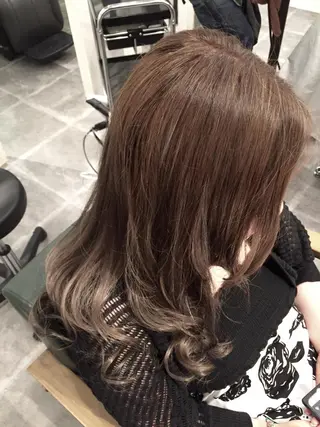 セミロング [RiLo] 松村のヘアスタイル