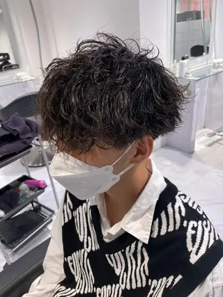 ショート カラー パーマ ヘアアレンジ メンズ キッズ ネイル マツエク・マツパ アイブロウ スパイキー/フェザー /波巻き/かいとのヘアスタイル