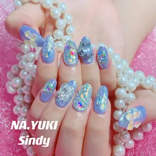 ネイル 🦋 Queenieのネイルデザイン