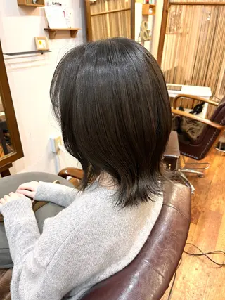 ショート カラー 中津川 愛恵のヘアスタイル