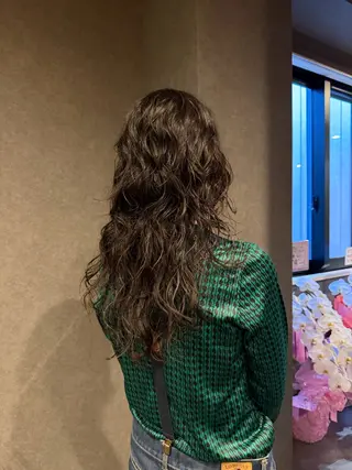 ロング パーマ SHIINA シイナのヘアスタイル