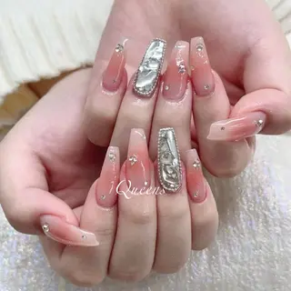 ネイル Queens マオのネイルデザイン