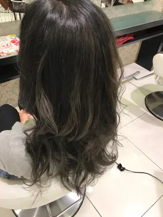 ロング naomi (夜間営業受付中★)のヘアスタイル