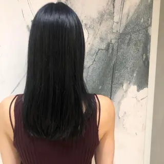 ロング カラー カジュアルを女っぽく 𝗮𝘆𝗮𝗰𝗼のヘアスタイル