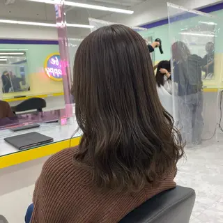 セミロング カラー ヘアアレンジ mai🍑暖色カラー /レイヤー💖のヘアスタイル
