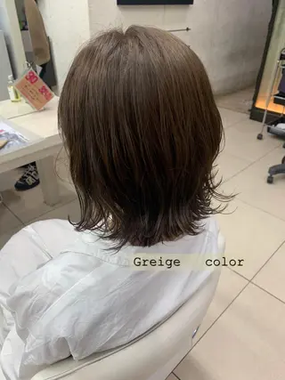 ミディアム カラー ✂︎レディース のメンズカット屋さんのヘアスタイル