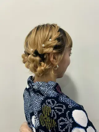 ヘアアレンジ 拝頭　奈枝 Beretのヘアスタイル