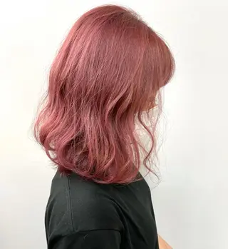 ミディアム 美髪矯正・レイヤー 倉友哉のヘアスタイル