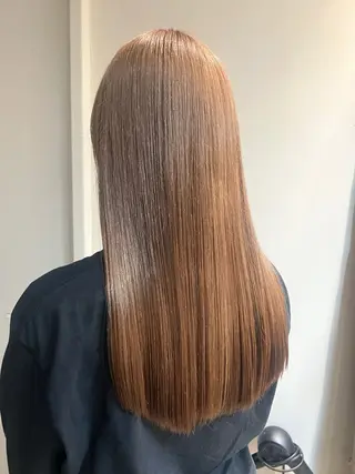 ロング あやの/レイヤー カット/縮毛矯正のヘアスタイル