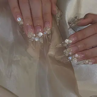 ネイル la vie Luire ｱｽｶのネイルデザイン