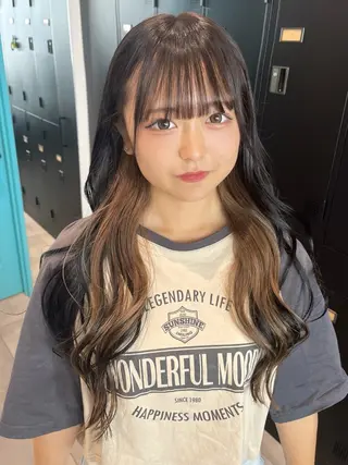 ロング カラー LUCK 本厚木店のヘアスタイル