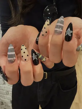 ネイル Bianca 今池　Yamazoeのネイルデザイン
