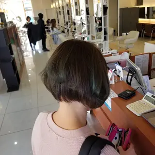 カラー SALOWIN栄 高須大貴のヘアスタイル