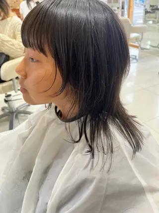 ミディアム Misaki/ レイヤー/ウルフのヘアスタイル
