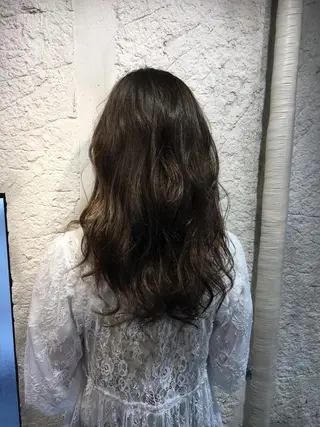 セミロング カラー ✨艶髪✨透明感✨ 山内大樹のヘアスタイル