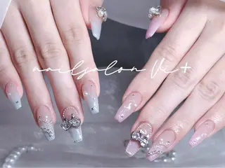 ネイル ✨Nailsalon Vi+✨のネイルデザイン