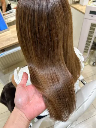 ロング 銀座シロー　村山 レツのヘアスタイル