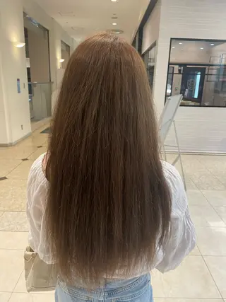 ロング カラー 岩崎 唯人のヘアスタイル