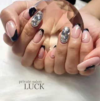 ネイル salon LUCKのマツエク・マツパデザイン
