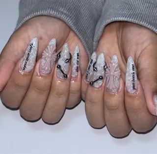 ネイル Yay /y2k・個性派のネイルデザイン