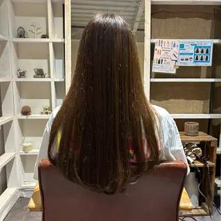 ロング 尾形 真里のヘアスタイル
