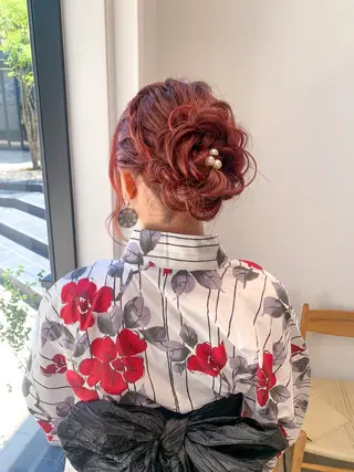 ロング カラー ヘアアレンジ yuka .のヘアスタイル