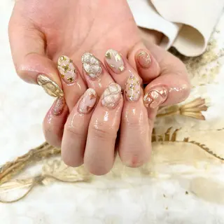 ネイル Basic町田本店 Suzunaのネイルデザイン