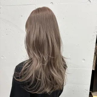 カラー セミロング ♡韓国ヘア♡ ブリーチ✨ハイトーンのヘアスタイル