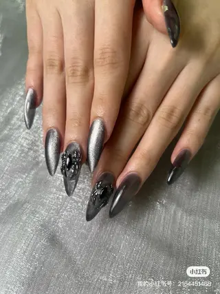 ネイル lucky nail 歌舞伎町のネイルデザイン