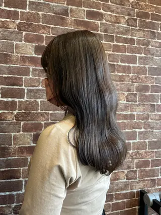 ミディアム カラー パーマ ヘアアレンジ メンズ キッズ ネイル マツエク・マツパ アイブロウ 久木原 ゆりのヘアスタイル