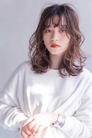 ミディアム カラー Ryo /透明感カラーのヘアスタイル
