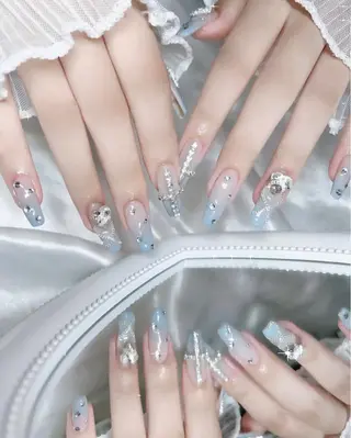 ロング ネイル マツエク・マツパ merci nailのネイルデザイン