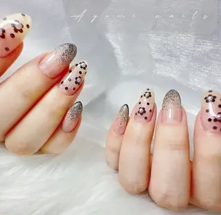 ネイル YUMI ニュアンスnailsのネイルデザイン