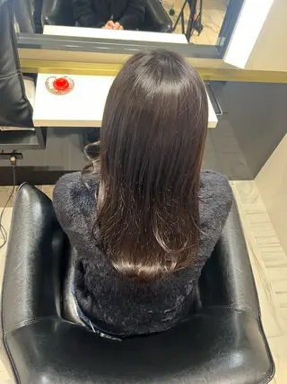 ロング カラー 山本 麗のヘアスタイル