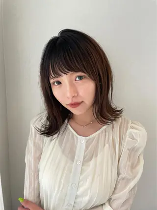 ミディアム attrait Ryusukeのヘアスタイル