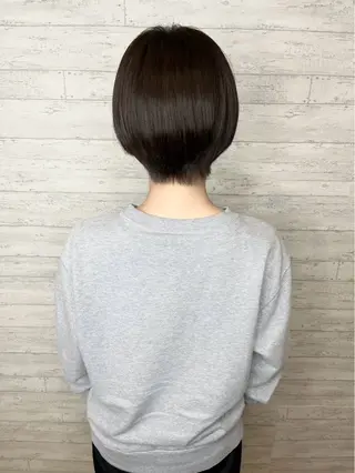 ショート カラー 小池 穂果/ 府中のヘアスタイル
