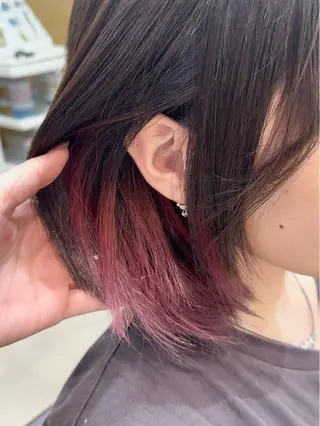 ショート カラー オタク美容師☃️🩵 ヘアアレンジ/暗髪のヘアスタイル