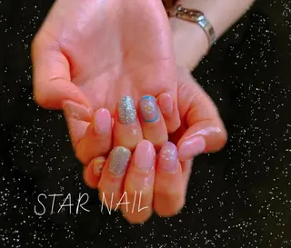 ネイル STAR NAIL所属・STAR NAILのネイルデザイン