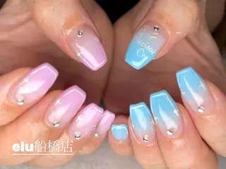ネイル elu :nail&eyeのネイルデザイン