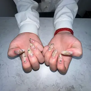 ネイル 谷井 清嘉のネイルデザイン