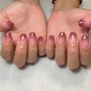 ネイル y u m e / 学芸大学のネイルデザイン