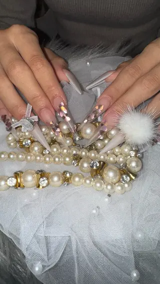 ネイル Feel ‪‪☺︎‬Yuriaのネイルデザイン