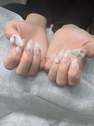 ネイル Lee Nailsのネイルデザイン