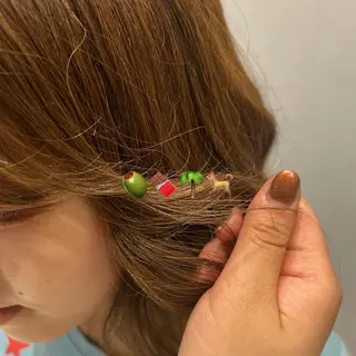 ミディアム カラー レイヤーカット ⭐シミズリホのヘアスタイル