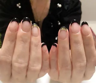 ネイル mano nella manoのネイルデザイン