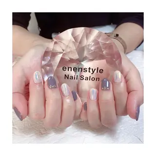 ショート ネイル 👑enen style👑のネイルデザイン